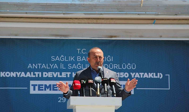 Çavuşoğlu: "Sudan'da bize el uzatan insanları bırakamayız"