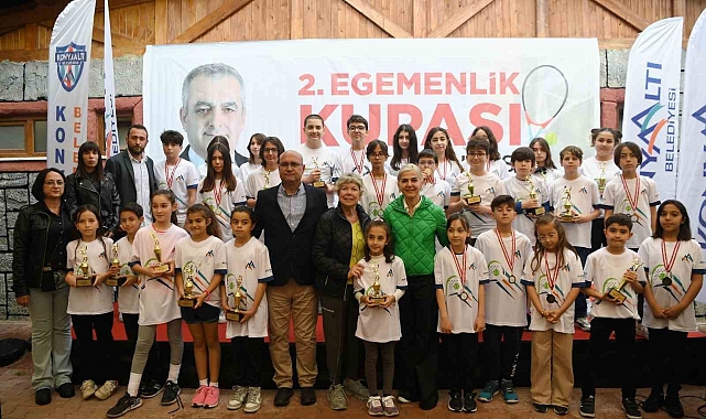 Egemenlik Turnuvasında ödül töreni