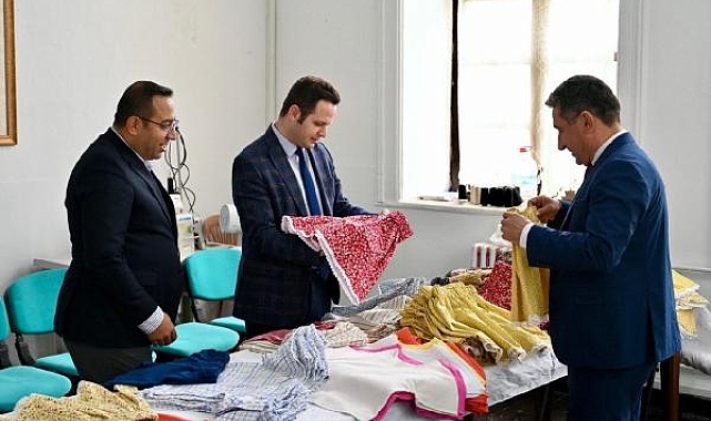 Muğla'dan depremzede çocuklara bayramlık hediyesi