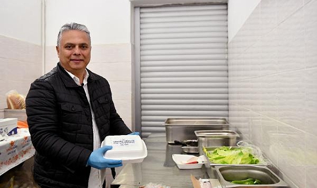 Muratpaşa'da beslenme menüsü desteği 3 katına çıktı