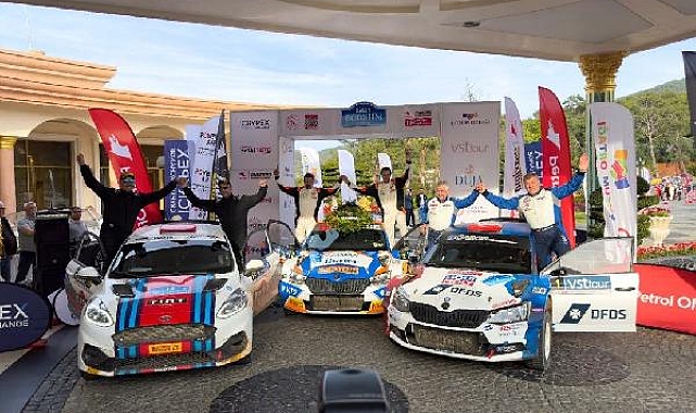 Ralli şampiyonasında depremzede çocuklar için bir kamyon oyuncak toplandı 