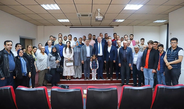 27 Mayıs darbesinin 63. yılında ünlü tarihçi Prof. Dr. Akkoyun'un anlattıkları dinleyenleri duygulandırdı