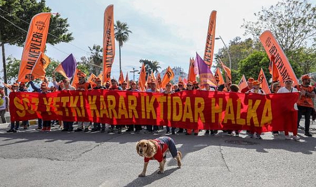 Antalya'da 1 Mayıs kutlaması