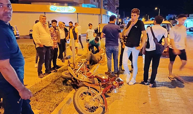Antalya'da motosikletle otomobil çarpıştı: 1 yaralı