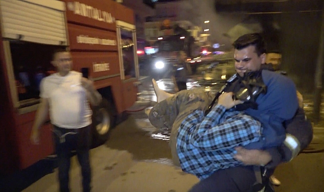 Benzin döküp yaktığı binada can pazarı yaşattı