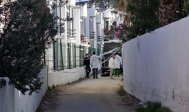 Bodrum'da sahilde başından vurulmuş olarak ölü bulundu