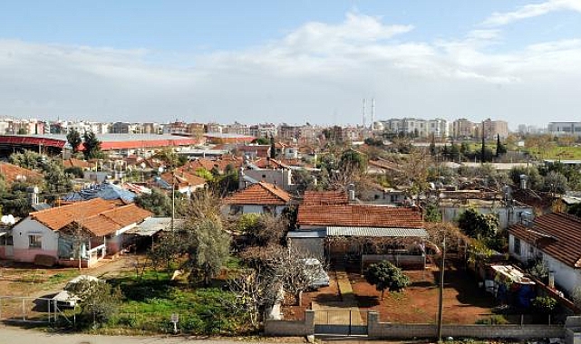 Gecekondu gitti, kütüphane geldi