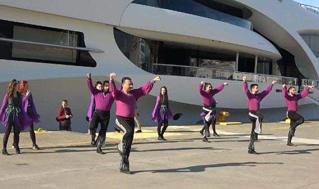 Kruvaziyer gemisi Marmaris'e 1300 İsrailli turist getirdi