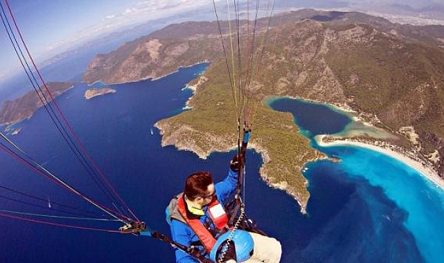 Milli paraşütçünün öldüğü kazada, İngiliz paraşüt pilotuna tutuklama