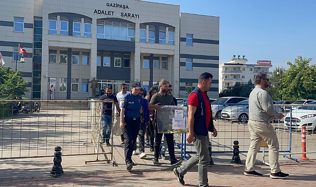 Sandığa gidemeyenlere ‘seyyar sandık’ gitti