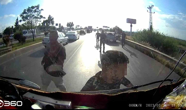 Trafik eşkıyaları iş başında ! Eşi ve çocuğunun yanında...