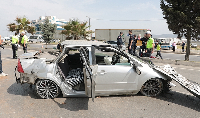 Trafik kazası: 2 ölü, 2 yaralı