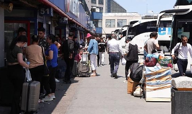15 Temmuz Demokrasi Otogarı'nda Kurban Bayramı öncesi yoğunluk