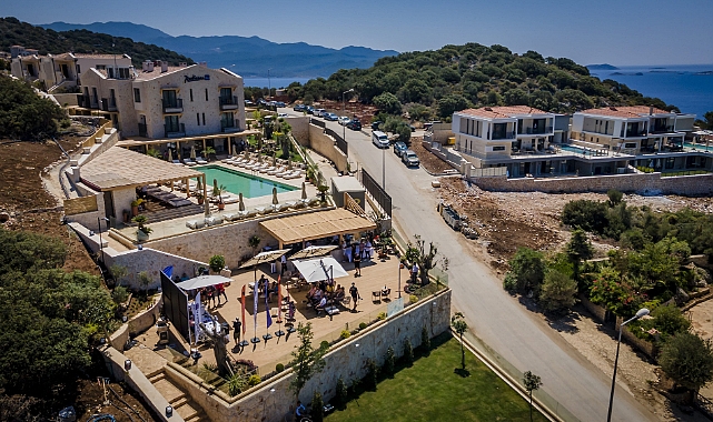 Akdeniz’in sakin güzeli Kaş’ta tüm kulaçlar barış ve dostluk adına atılacak