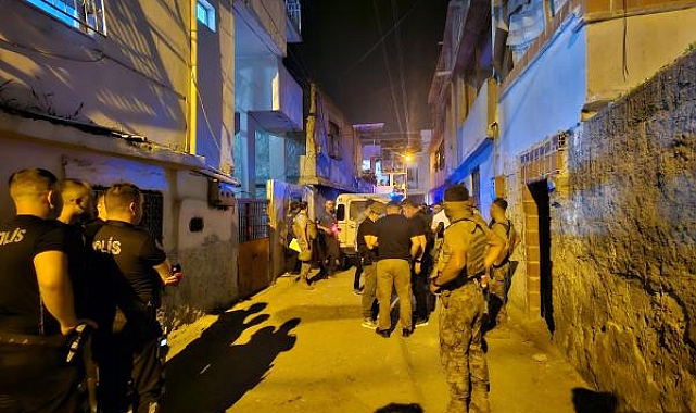 Akrabalar arasındaki alacak-verecek kavgası kanlı bitti: 1 ölü, 1 yaralı