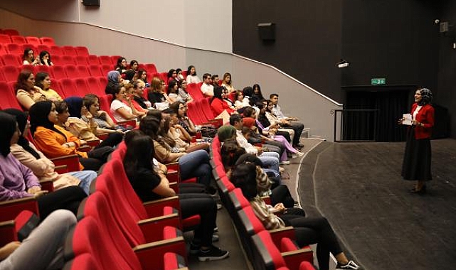 Alanya Belediyesi'nden öğrencilere sınav kaygısı semineri