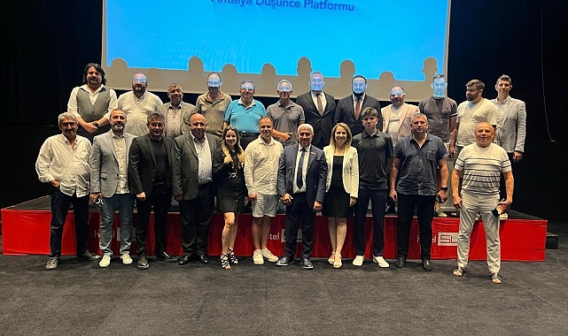 Antalya Düşünce Platformu'ndan Ukrayna hamlesi