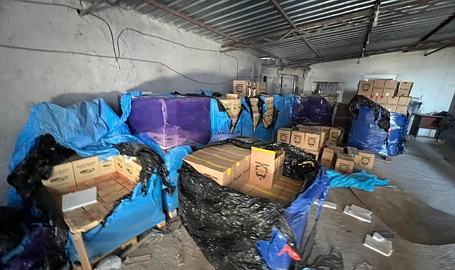 Antalya'da 13 bin şişe sahte içki ele geçirildi