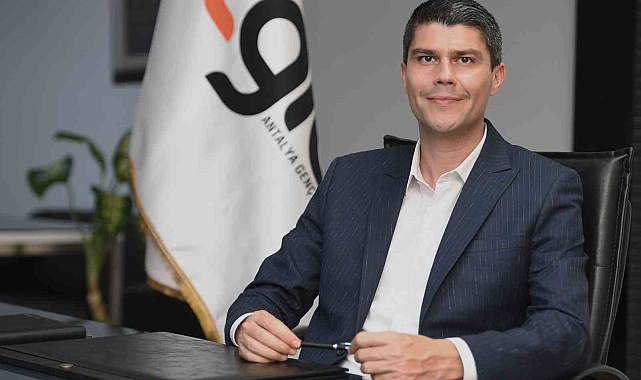 ANTGİAD Başkanı Osman Sert: "Metro talebi Antalya gündemine girmelidir"