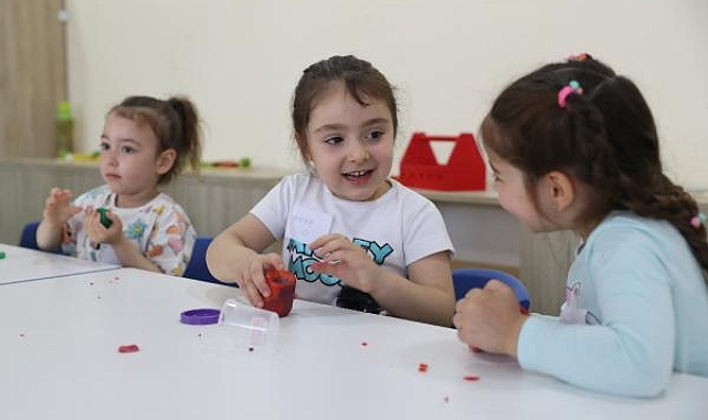 Büyükşehir Güzeloba kreşinde eğitim başladı