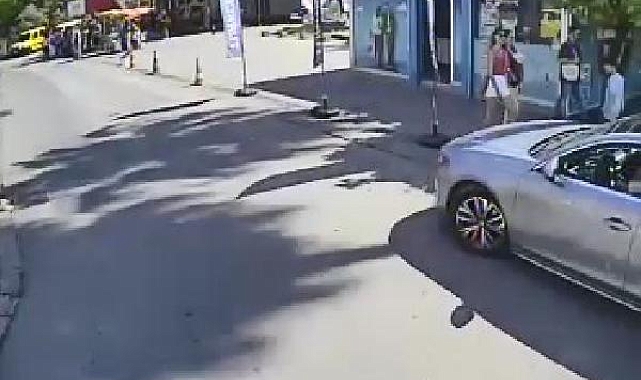 Kadın otobüs şoförüne bıçak çekilen tartışmanın görüntüleri ortaya çıktı