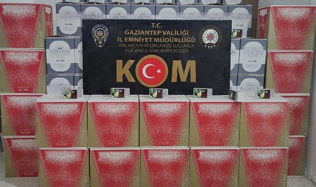 Kamyonette 1 milyon 200 bin kaçak makaron ele geçirildi; 1 gözaltı