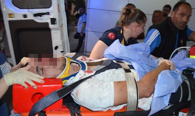 Kaza sonrası otomobilinden inen yaralı sürücüye, başka araç çarptı