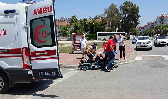 Manavgat'ta otomobil ile motosiklet çarpıştı: 1 yaralı