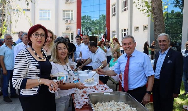 Mezunlar 'Geleneksel Pilav Günü'nde buluştu