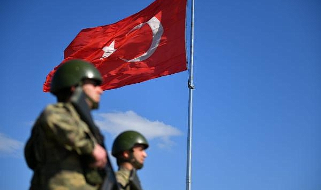 MSB: Hudutlarda 14'ü terör örgütü mensubu, 32 kişi yakalandı