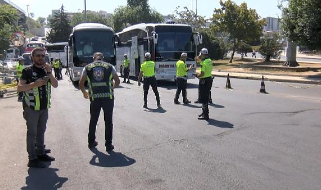 Otogarda denetim: Otobüsün koridorunda yolcu taşıyan şoföre 3 bin 584 lira ceza