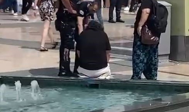 Polisi görünce namaz kılmaya başladı, gerçek çok farklı çıktı