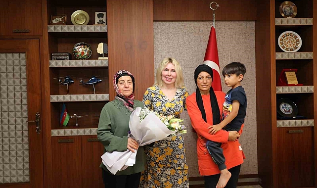 Rektör Özkan depremzede çocuklar için proje düzenleyen ekiple bir araya geldi