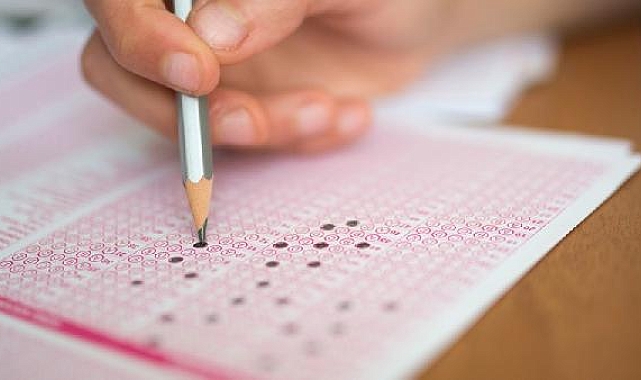 Uzmanı YKS öncesi uyardı: Ailelerin yüksek beklentisi sınav kaygısını artırıyor