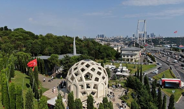 15 Temmuz Şehitler Makamı'na ziyaretler 