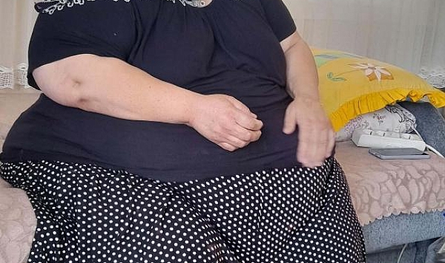 200 kiloya ulaşan fil hastası kadın, 7 yıldır evden çıkamıyor