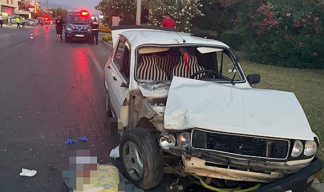 Antalya'da otomobille motosiklet çarpıştı: 2'si ağır 3 yaralı