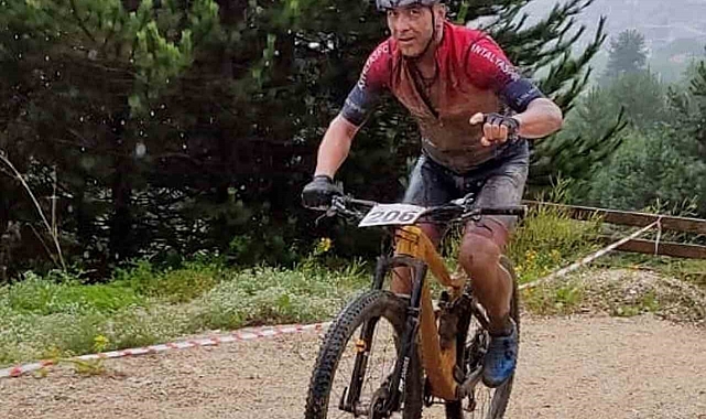 Antalyaspor'un tecrübeli pedalı Bolu'da Türkiye Şampiyonu oldu