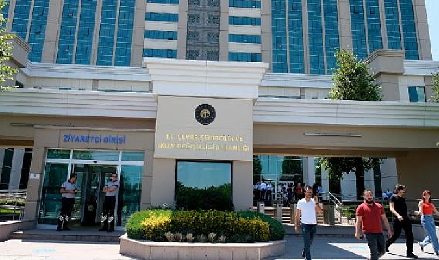 Bakan Özhaseki: Bakanlık binasında 100 milyon lirayı aşkın tasarruf sağladık