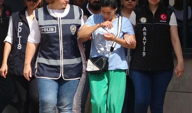 Çanakkale'de fuhuş çetesine operasyonda 2 şüpheliye sınır dışı kararı