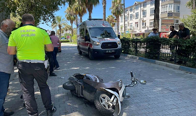 Devrilen motosikletten düşüp kafasını beton zemine çarptı