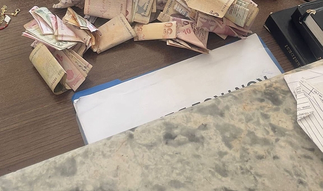 Dilenirken yakalandı, üzerinden bin 640 TL çıktı