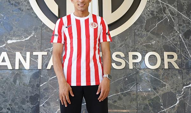 Iraklı Ali Jasim, 3 yıllığına Antalyaspor'da