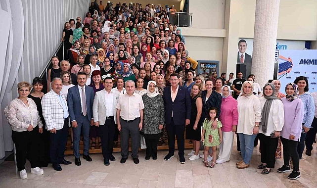 Kepez'in 12. Geleneksel AKMEK Yıl Sonu Sergisi açıldı