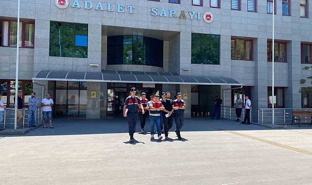 Manavgat'ta 100 gram uyuşturucu ele geçirildi, 2 kişi tutuklandı