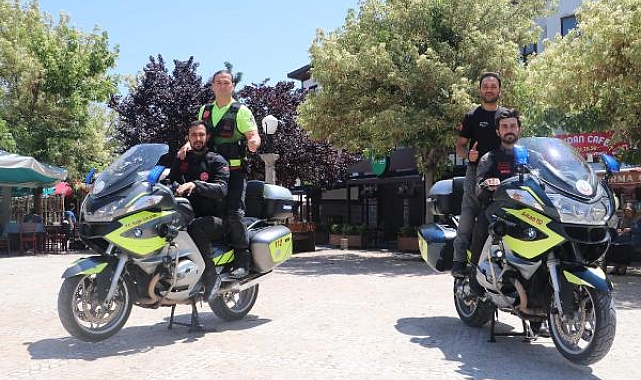 'Motosikletli sağlıkçılar' hayat kurtarıyor
