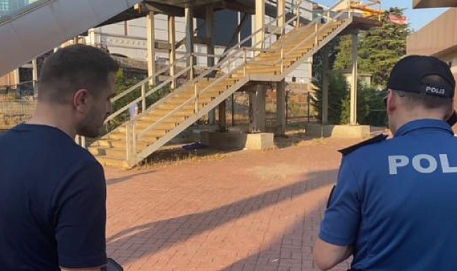 Üst geçidin altında bebeğini doğurup poşete bıraktı; bebek öldü, anne gözaltında