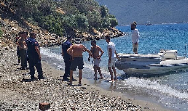 Yangın çıkarıp denize kaçan şüpheli, boğulma tehlikelisi geçirdi