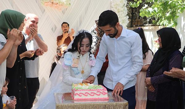 Zihinsel engelli Elif'in düğün hayali gerçek oldu  