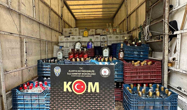 Antalya'da 2 bin 550 litre sahte alkol ele geçirildi